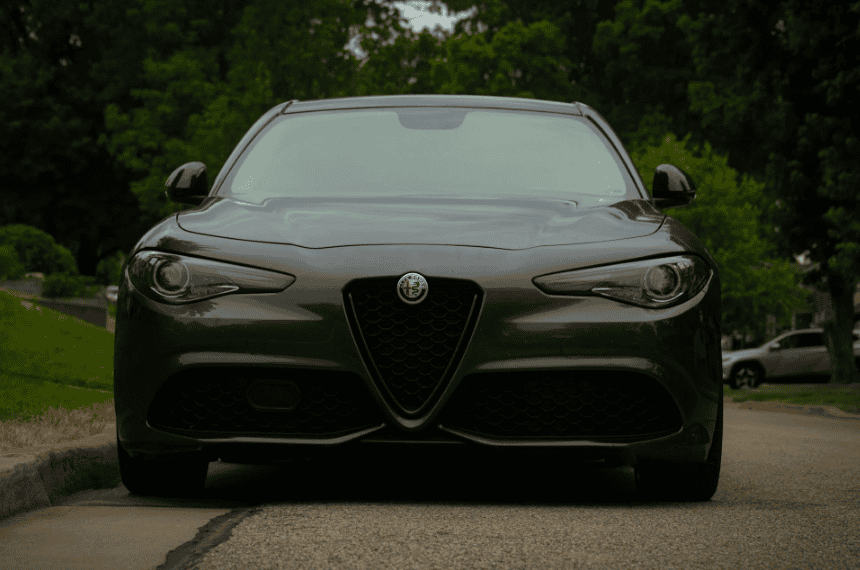Alfa Romeo Stelvio: Recenzija, performanse i vodič za održavanje
