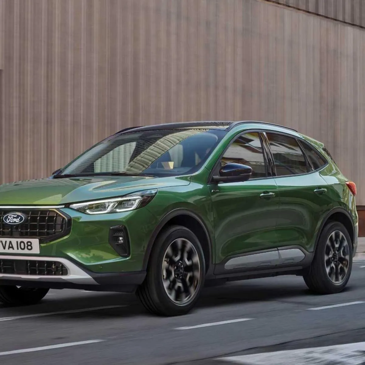 Ford Kuga 2.5 PHEV AWD