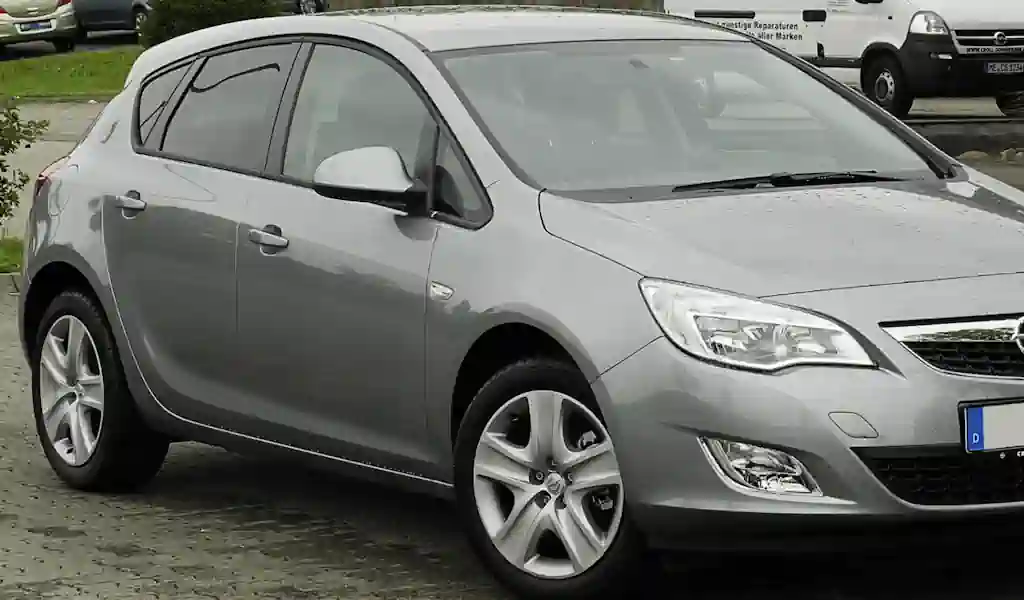 Opel Astra J