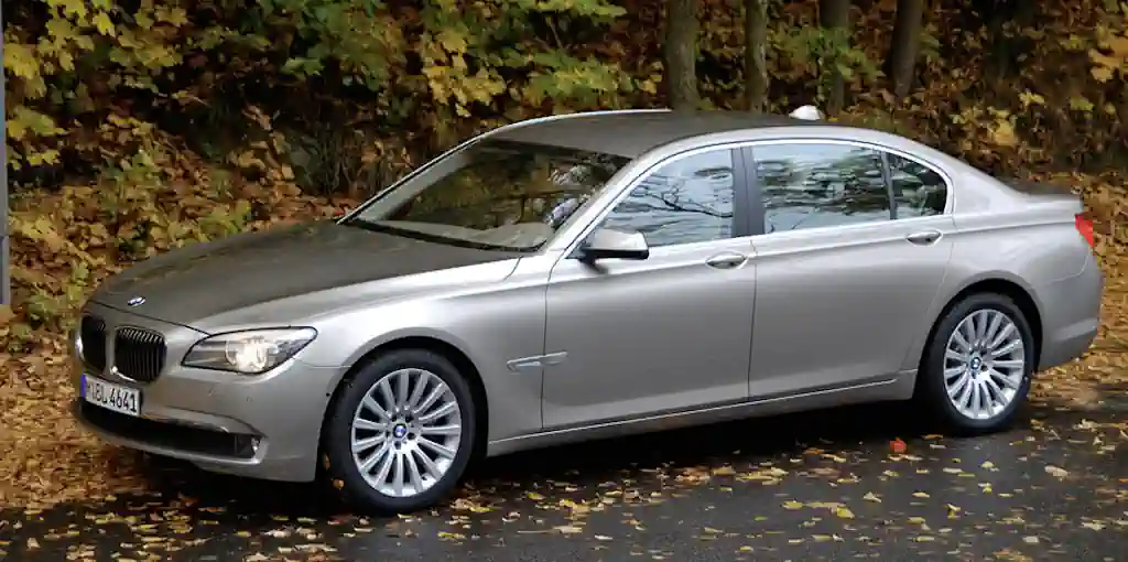 BMW SERIJA 7