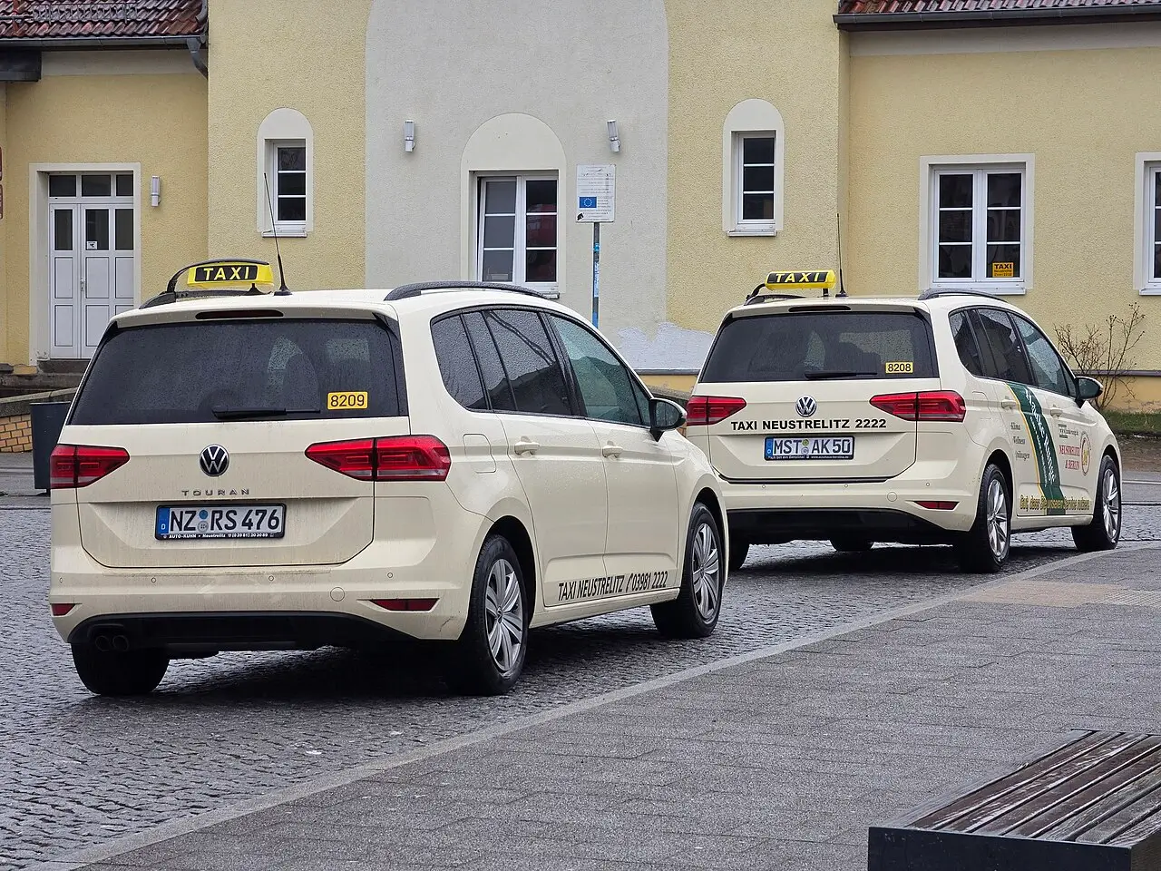 Taxi